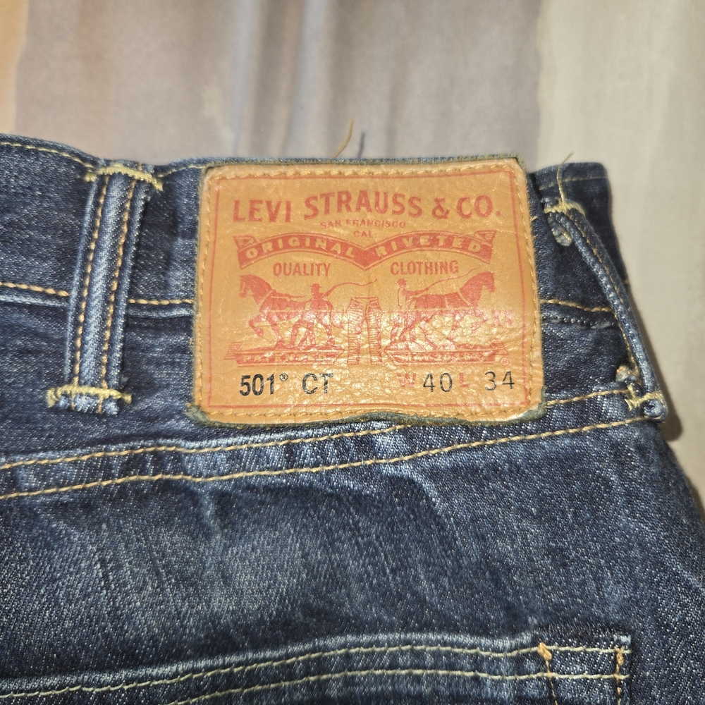 Men's Levi 501 Blue Jeans, Good CONDITION - Picture 2 of 4
